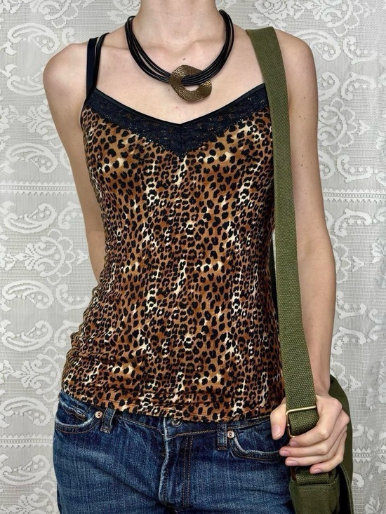 La SENZA Tops - Vintage Y2K Leopard Print La Senza Cami with beautiful Lace trim✨